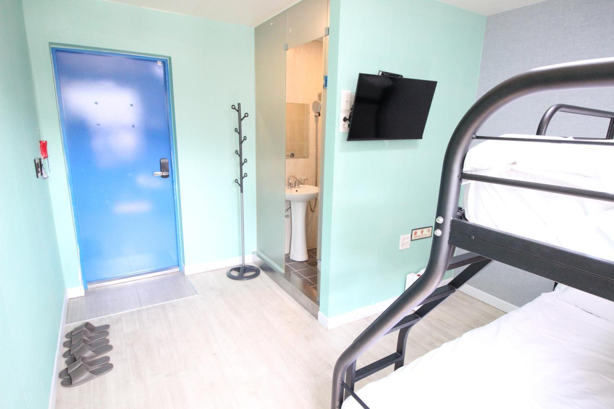 Hotel Golden Park Myeongdong Сеул Экстерьер фото